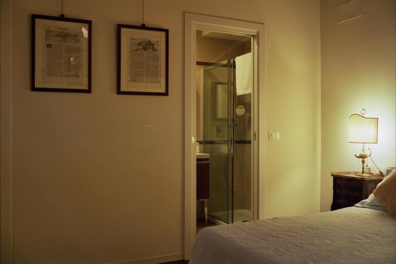 Ferienwohnung Al Pozzo Dei Scoacamini, 100 M From San Marco, Ground Floor Venedig Exterior foto